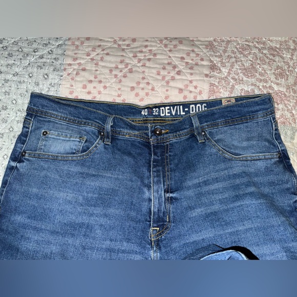 Devil Dog brand men’s button-down jeans in excellent condition. Size 40x32 - Picture 4 of 12